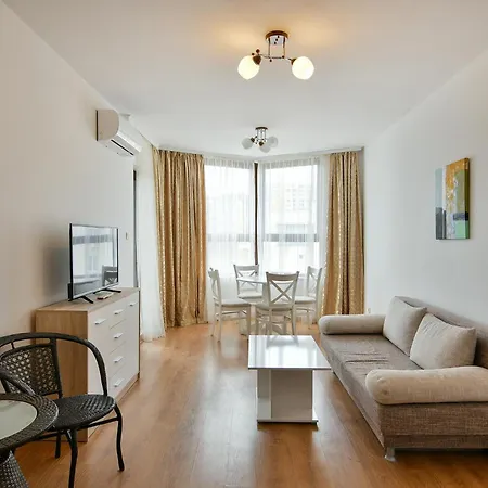 Apartment Kabakum Plaza Beachfront Flats