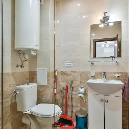 Kabakum Plaza Beachfront Flats וארנה