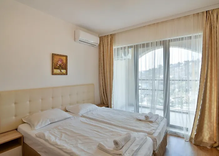 Kabakum Plaza Beachfront Flats Varna