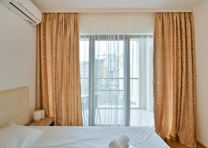 Kabakum Plaza Beachfront Flats Апартаменты